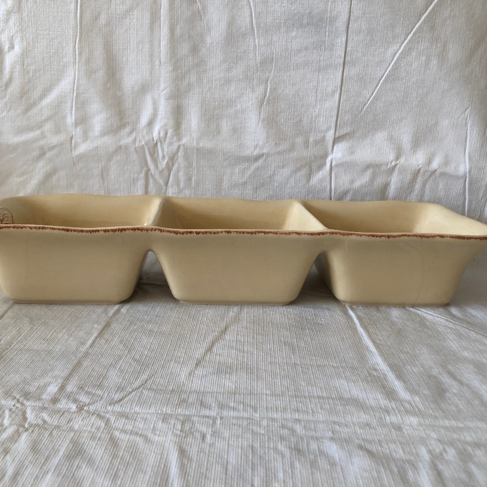 Tastefully Simple 3-Section Dip Dish NIB